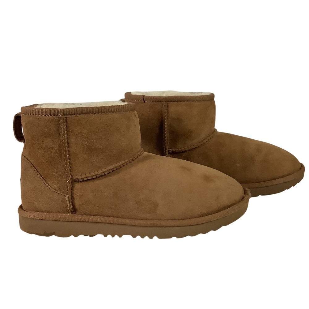 UGG Classic Ultra Mini Chestnut Suede Ankle Boots 1017753 Size 4 Womens